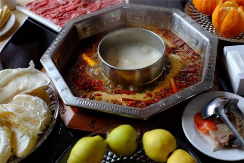 鲜煮艺自助旋转小火锅